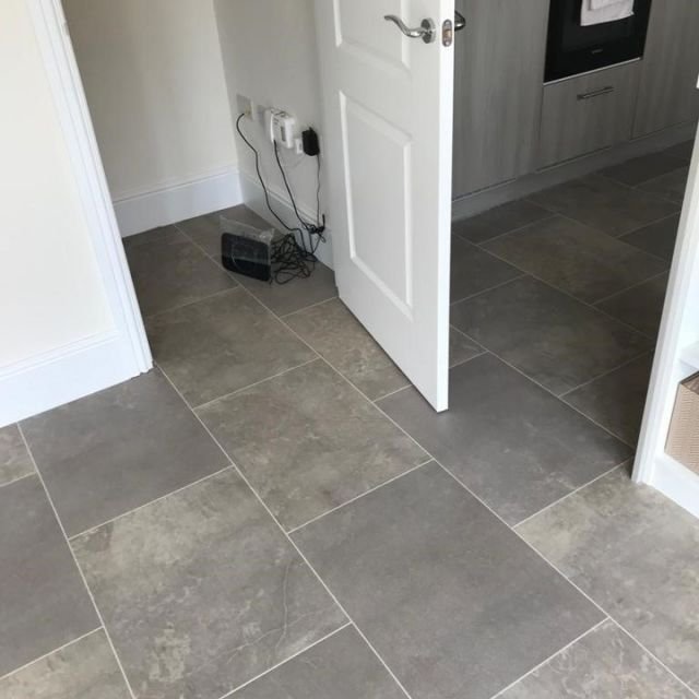 While you are enjoying the sunshine, check out one of our latest installations of Karndean flooring to our clients new home.
From the hallway we have Parquet Prairie Oak, to the snug still using the Prairie Oak but in the larger 56" x 9" plank, keeping the flow of the floor. Then to the kitchen with the large Argento tile with design grout stripping laid brick style.
Very pleased with the end result and very happy customer!
 #jandbcarpets #karndeanflooring #LVT #artselect #opus